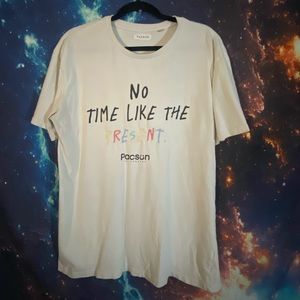 PacSun T-shirt large